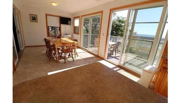 85 Thatcher Rd 2, Rockport, MA 01966
