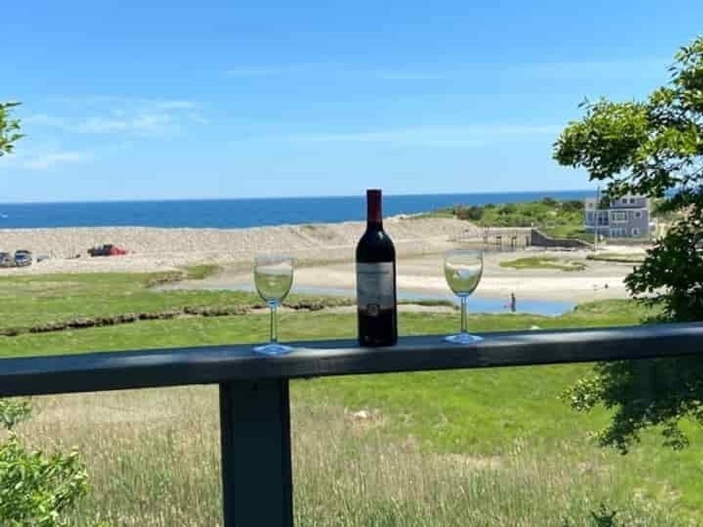 85 Thatcher Rd 2, Rockport, MA 01966