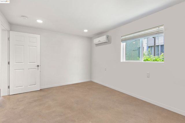 1432 12Th St, Oakland, CA 94607