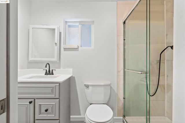 1432 12Th St, Oakland, CA 94607