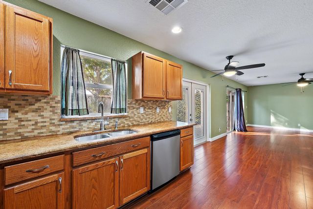 6188 Willoughby Cir, Lake Worth, FL 33463