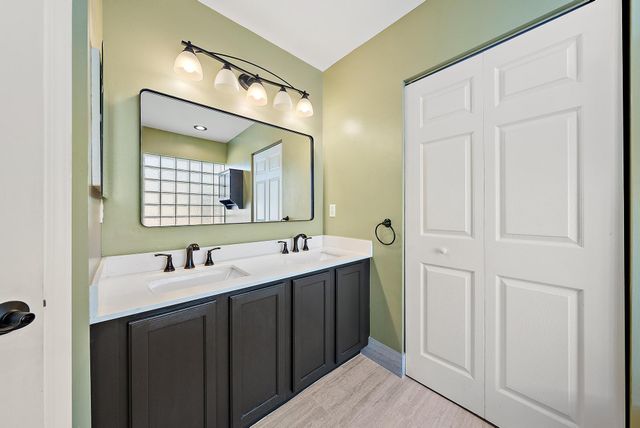 6188 Willoughby Cir, Lake Worth, FL 33463