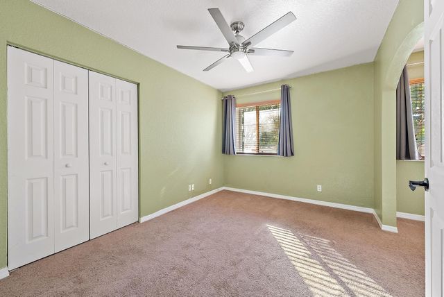 6188 Willoughby Cir, Lake Worth, FL 33463