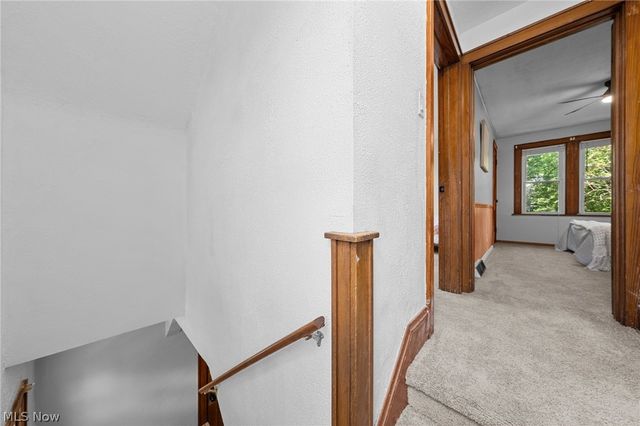 39 E Catawba Avenue, Akron, OH 44301