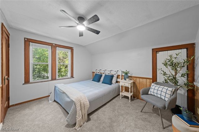 39 E Catawba Avenue, Akron, OH 44301