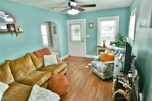 23 Massachusetts Avenue, Poland, OH 44514