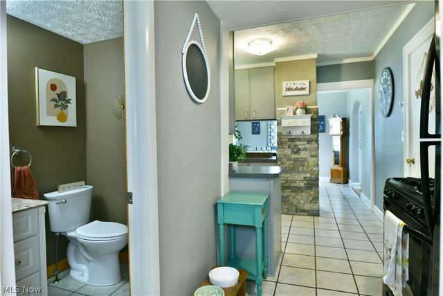 23 Massachusetts Avenue, Poland, OH 44514