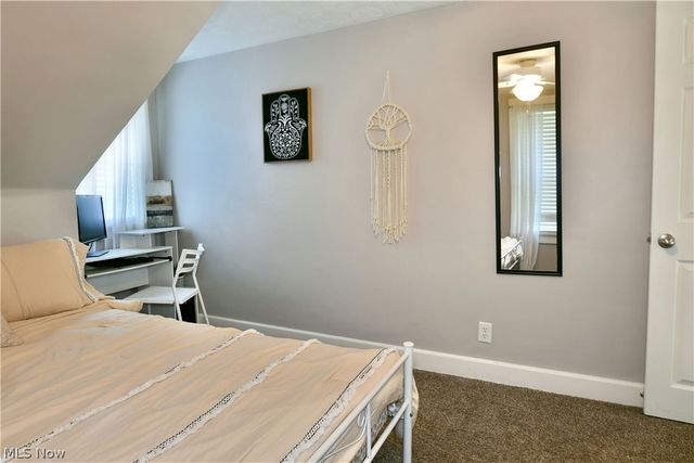 23 Massachusetts Avenue, Poland, OH 44514