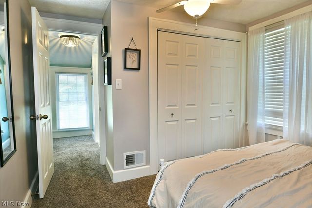 23 Massachusetts Avenue, Poland, OH 44514