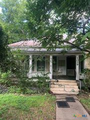 1029 W Martin Luther King, San Marcos, TX 78666