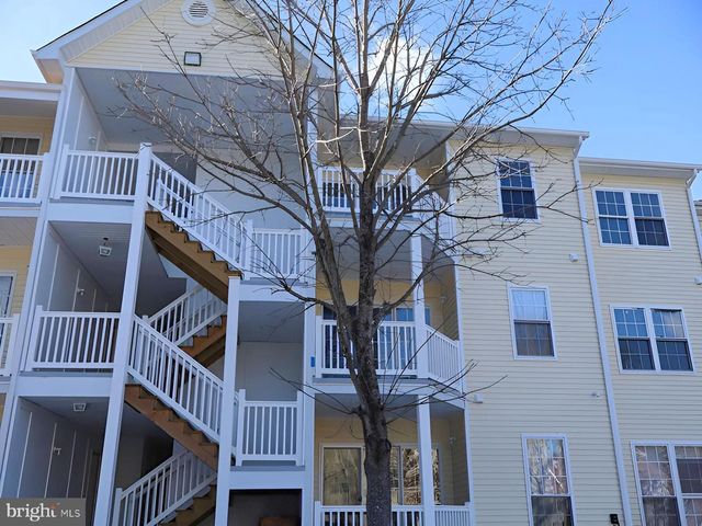 27 APACHE CT, Absecon, NJ 08205