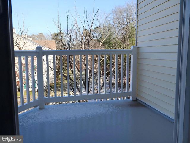 27 APACHE CT, Absecon, NJ 08205