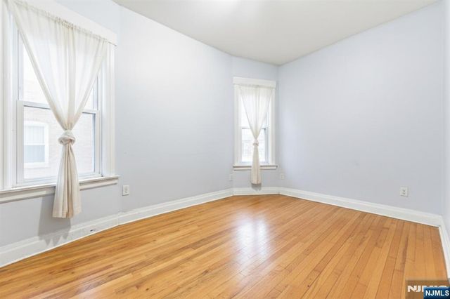 34 Leo Place, Newark, NJ 07108