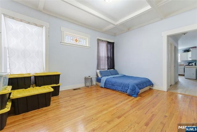 34 Leo Place, Newark, NJ 07108