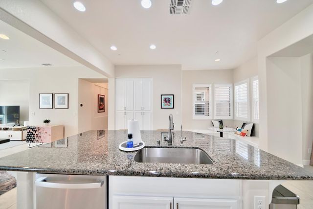 1980 Carogold Ln, Manteca, CA 95337