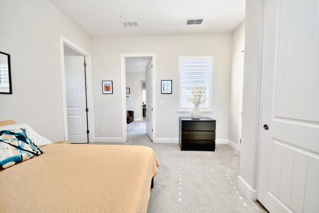 1980 Carogold Ln, Manteca, CA 95337