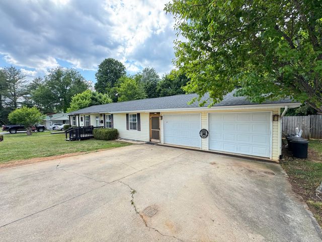 183 Vine Street, Monticello, KY 42633