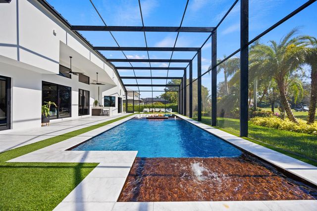 10290 Silver Lake Drive, Boca Raton, FL 33428