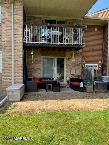405 Cynthia Court, Princeton, NJ 08540