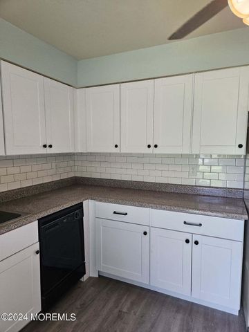 405 Cynthia Court, Princeton, NJ 08540