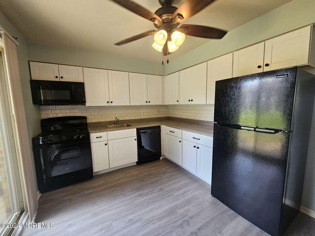 405 Cynthia Court, Princeton, NJ 08540