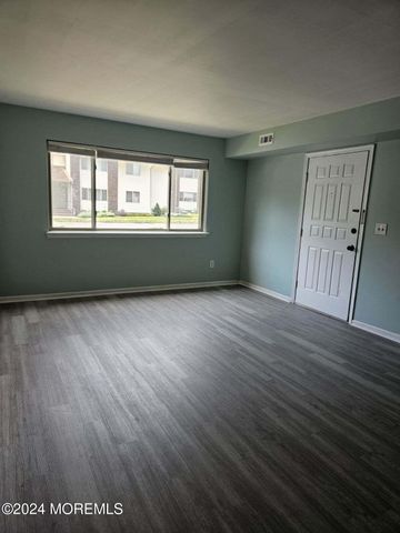 405 Cynthia Court, Princeton, NJ 08540