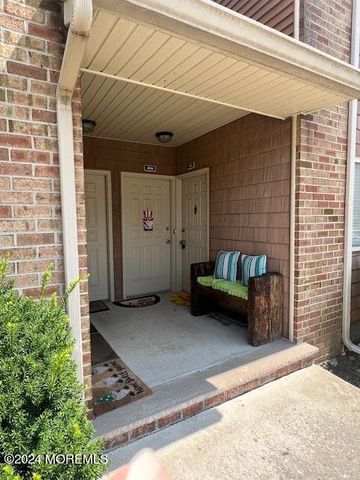 405 Cynthia Court, Princeton, NJ 08540