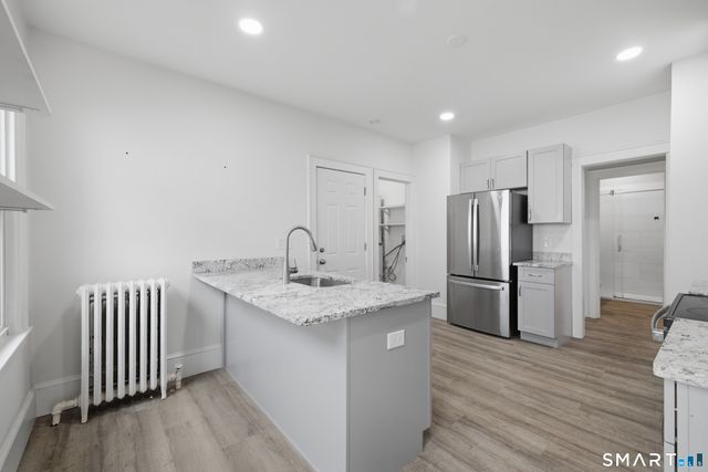 65 Dover Road, West Hartford, CT 06119
