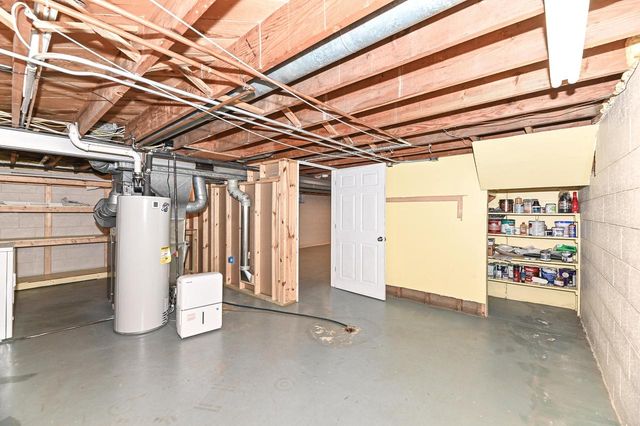 2700 S Fulton STREET, Milwaukee, WI 53207