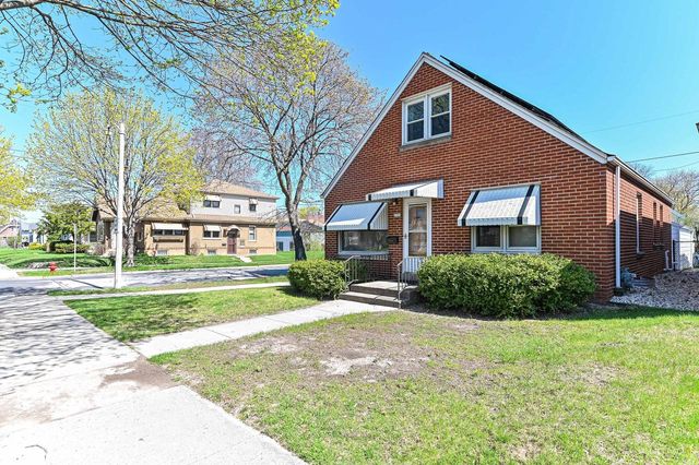 2700 S Fulton STREET, Milwaukee, WI 53207