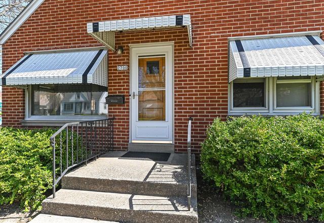2700 S Fulton STREET, Milwaukee, WI 53207