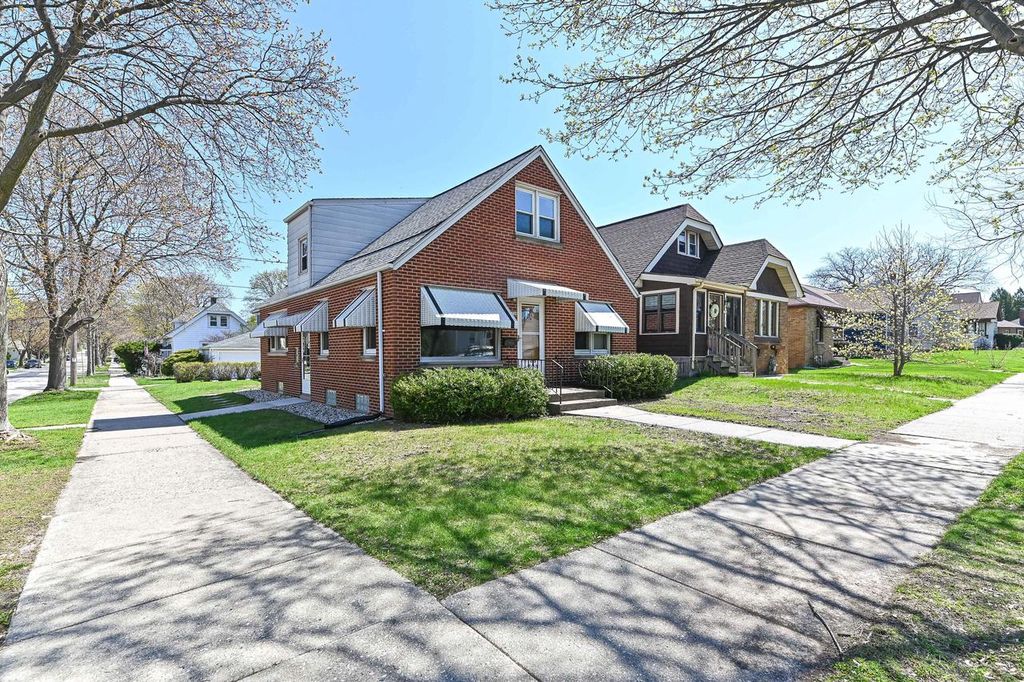 2700 S Fulton STREET, Milwaukee, WI 53207