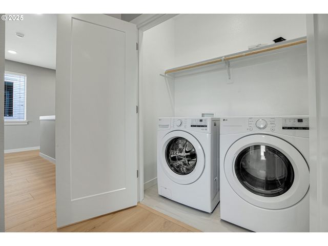 16473 Nw liberty St, Portland, OR 97229