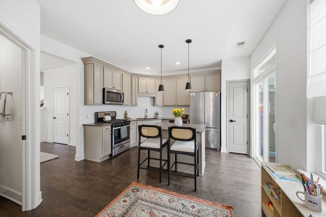 107 Burkitt Commons Ave, Nolensville, TN 37135