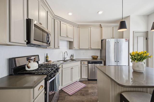 107 Burkitt Commons Ave, Nolensville, TN 37135