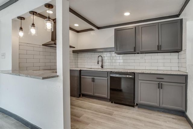 1416 NW 92nd Street, Oklahoma City, OK 73114