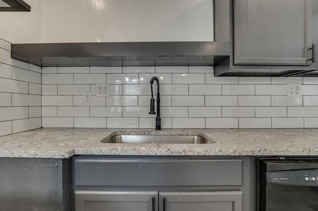 1416 NW 92nd Street, Oklahoma City, OK 73114