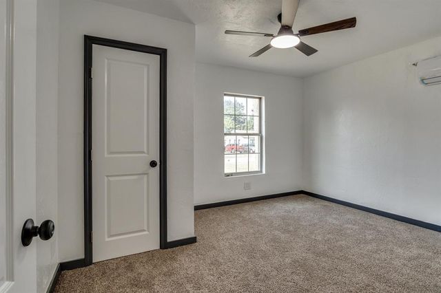 1416 NW 92nd Street, Oklahoma City, OK 73114