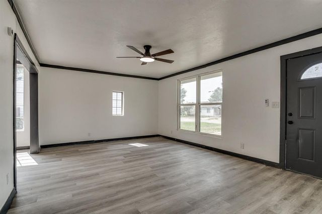 1416 NW 92nd Street, Oklahoma City, OK 73114