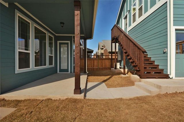 900 Banyon ST A, Austin, TX 78757