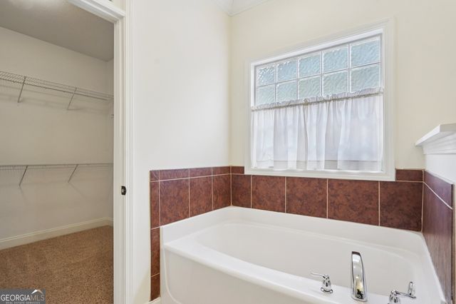 160 Greenview Drive, Newnan, GA 30265