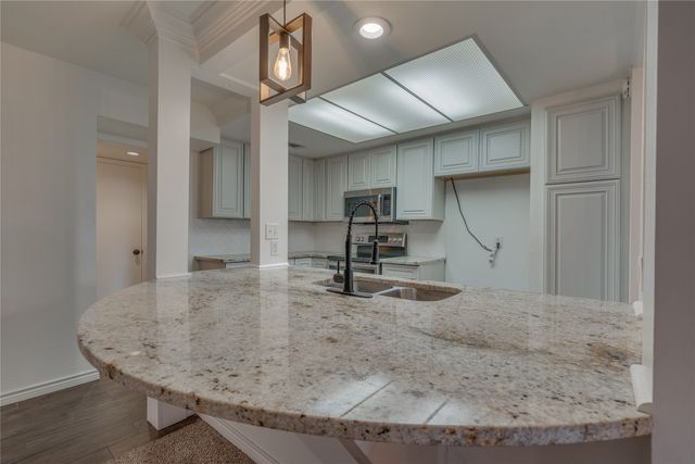 8104 Lea Shore Street, Fort Worth, TX 76179