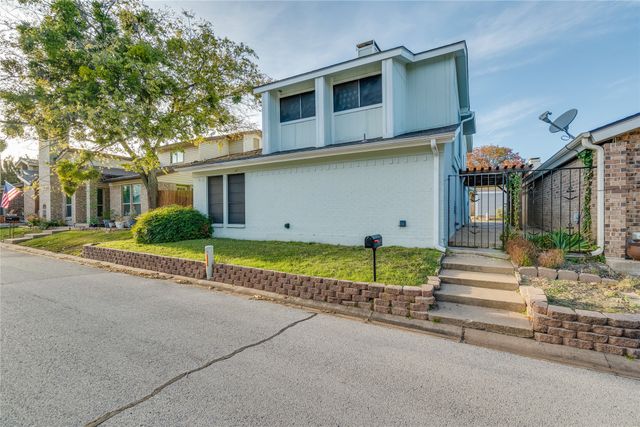 8104 Lea Shore Street, Fort Worth, TX 76179