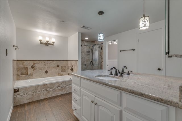 8104 Lea Shore Street, Fort Worth, TX 76179