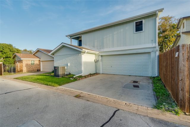 8104 Lea Shore Street, Fort Worth, TX 76179