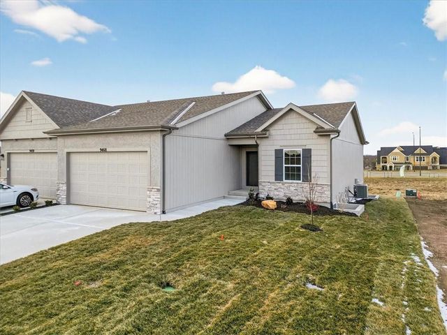 24966 W 94th Place, Lenexa, KS 66227