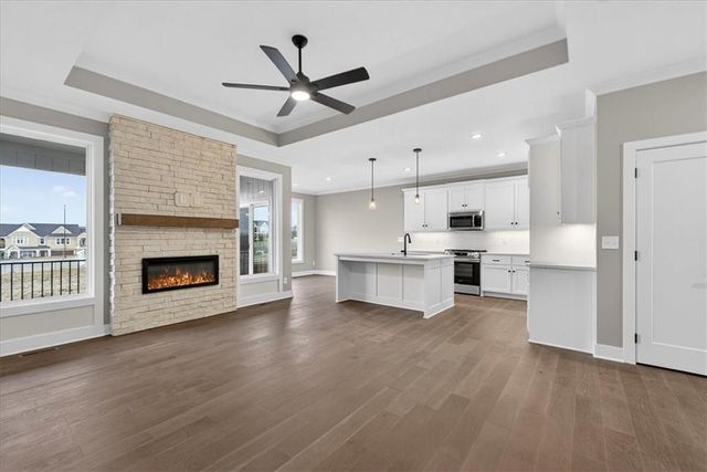 24966 W 94th Place, Lenexa, KS 66227