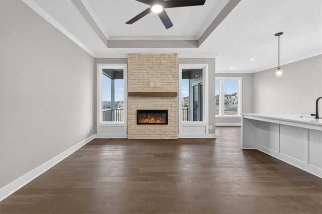 24966 W 94th Place, Lenexa, KS 66227