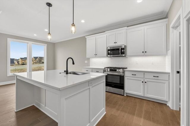 24966 W 94th Place, Lenexa, KS 66227