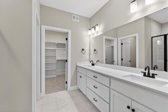 24966 W 94th Place, Lenexa, KS 66227